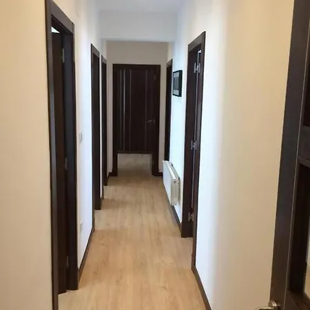 Piso Zamora 比戈
